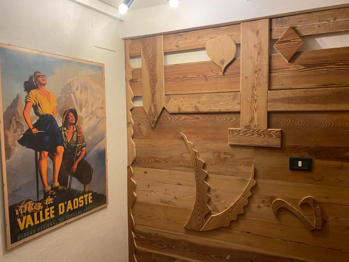 Maison Rongier Nel Centro Di Cogne Εξωτερικό φωτογραφία